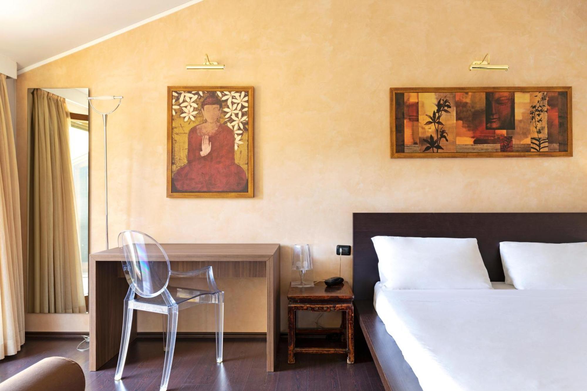 B&B Hotel Malpensa Lago Maggiore Верджате Экстерьер фото