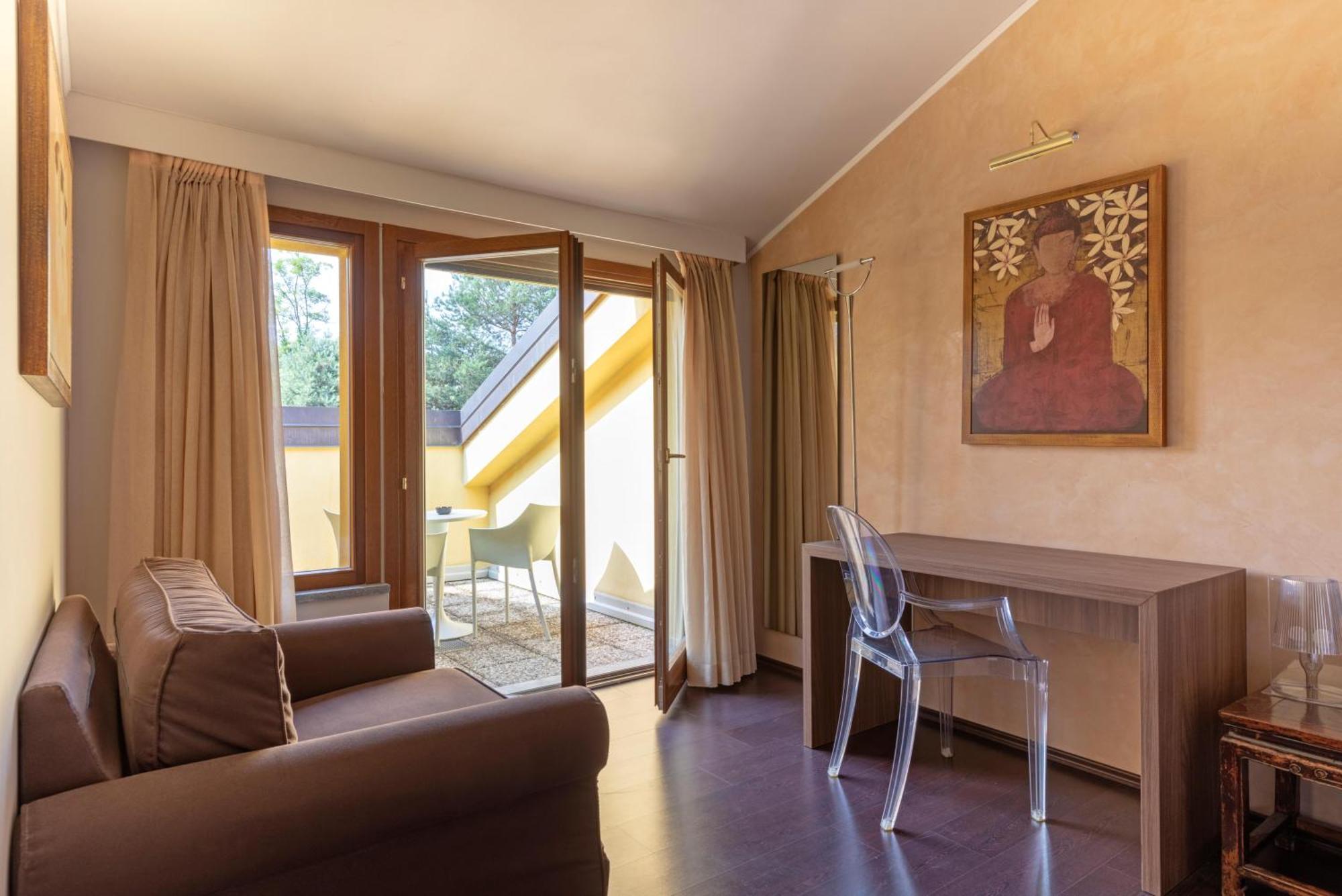 B&B Hotel Malpensa Lago Maggiore Верджате Экстерьер фото