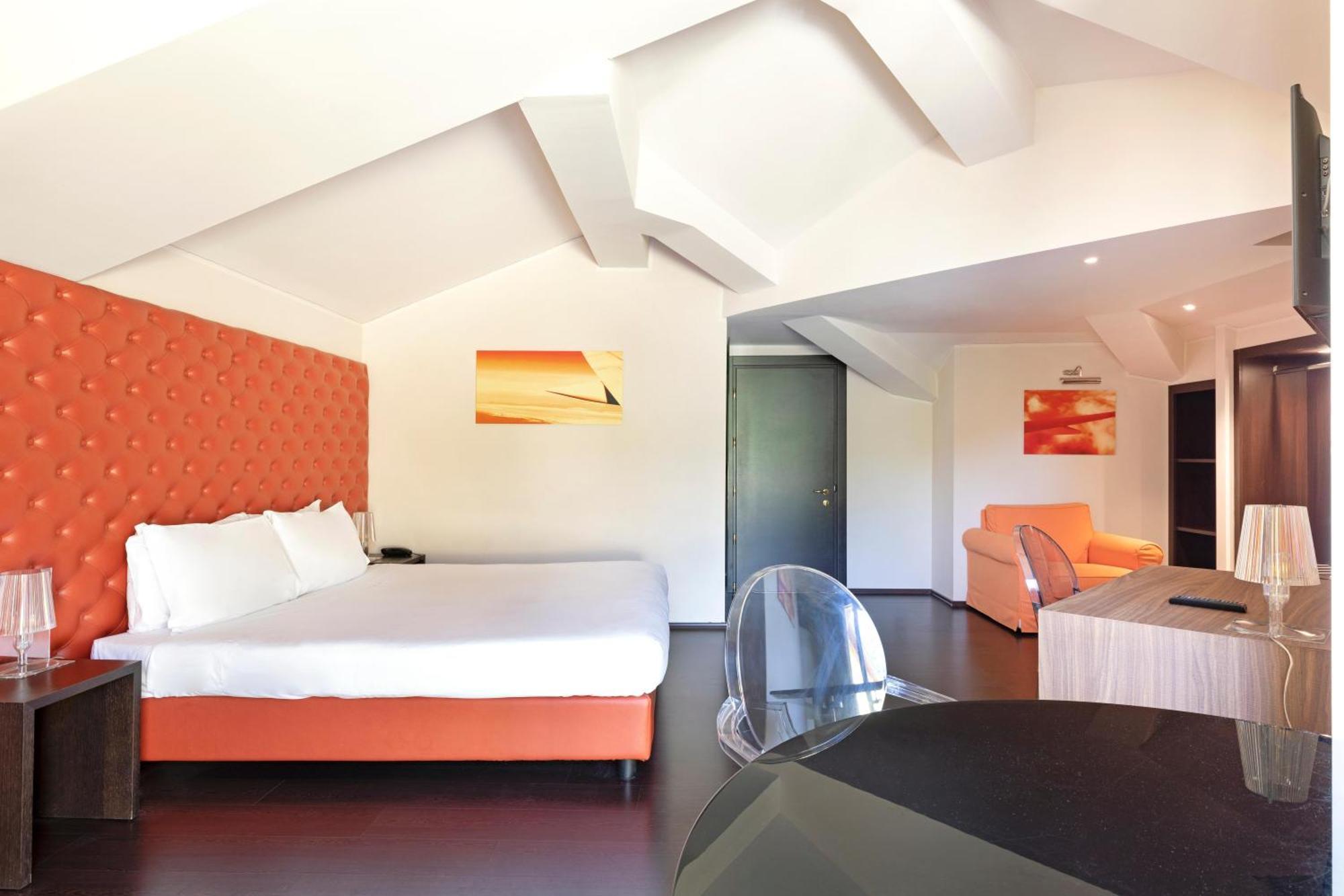 B&B Hotel Malpensa Lago Maggiore Верджате Экстерьер фото