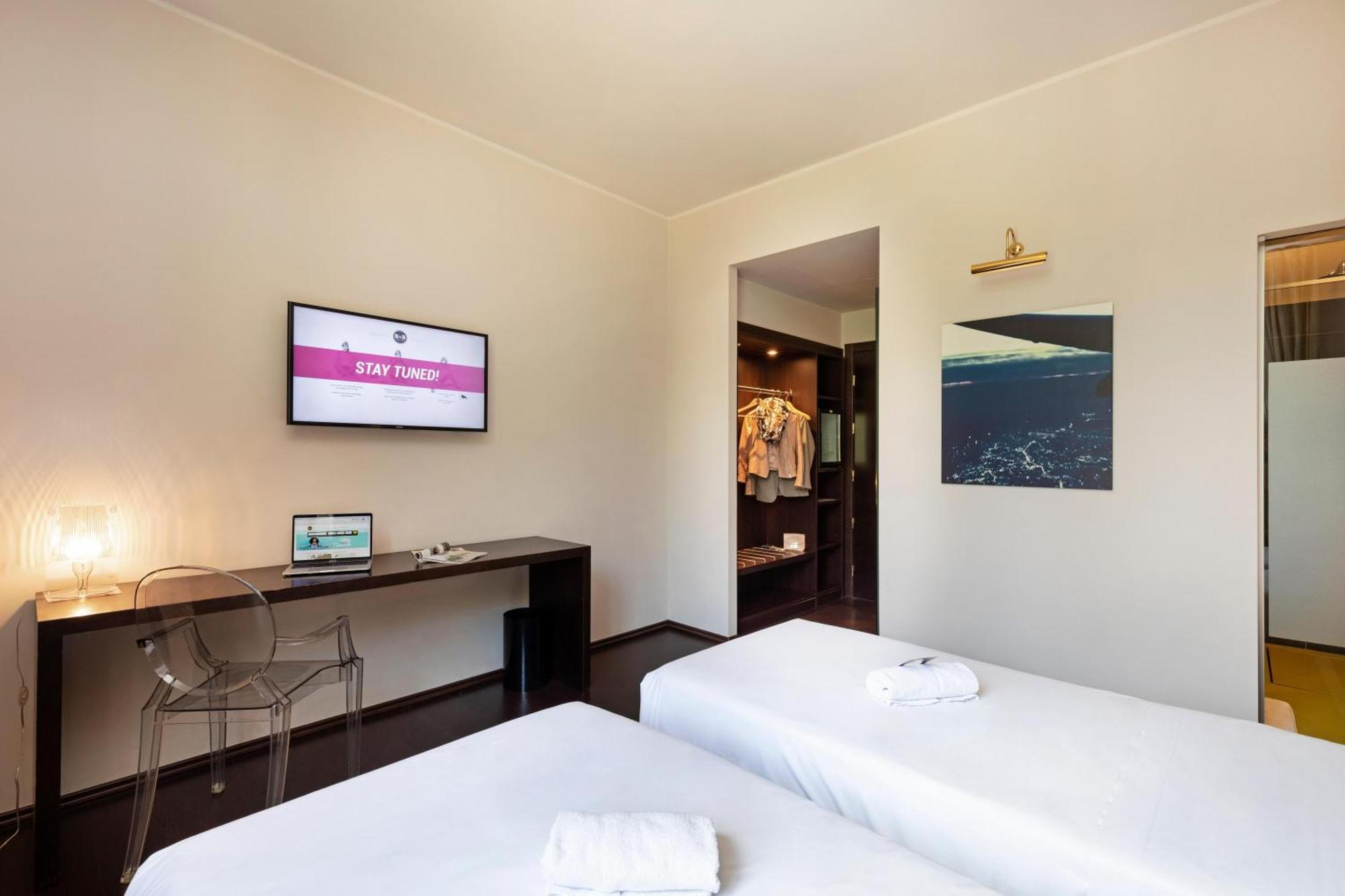 B&B Hotel Malpensa Lago Maggiore Верджате Экстерьер фото